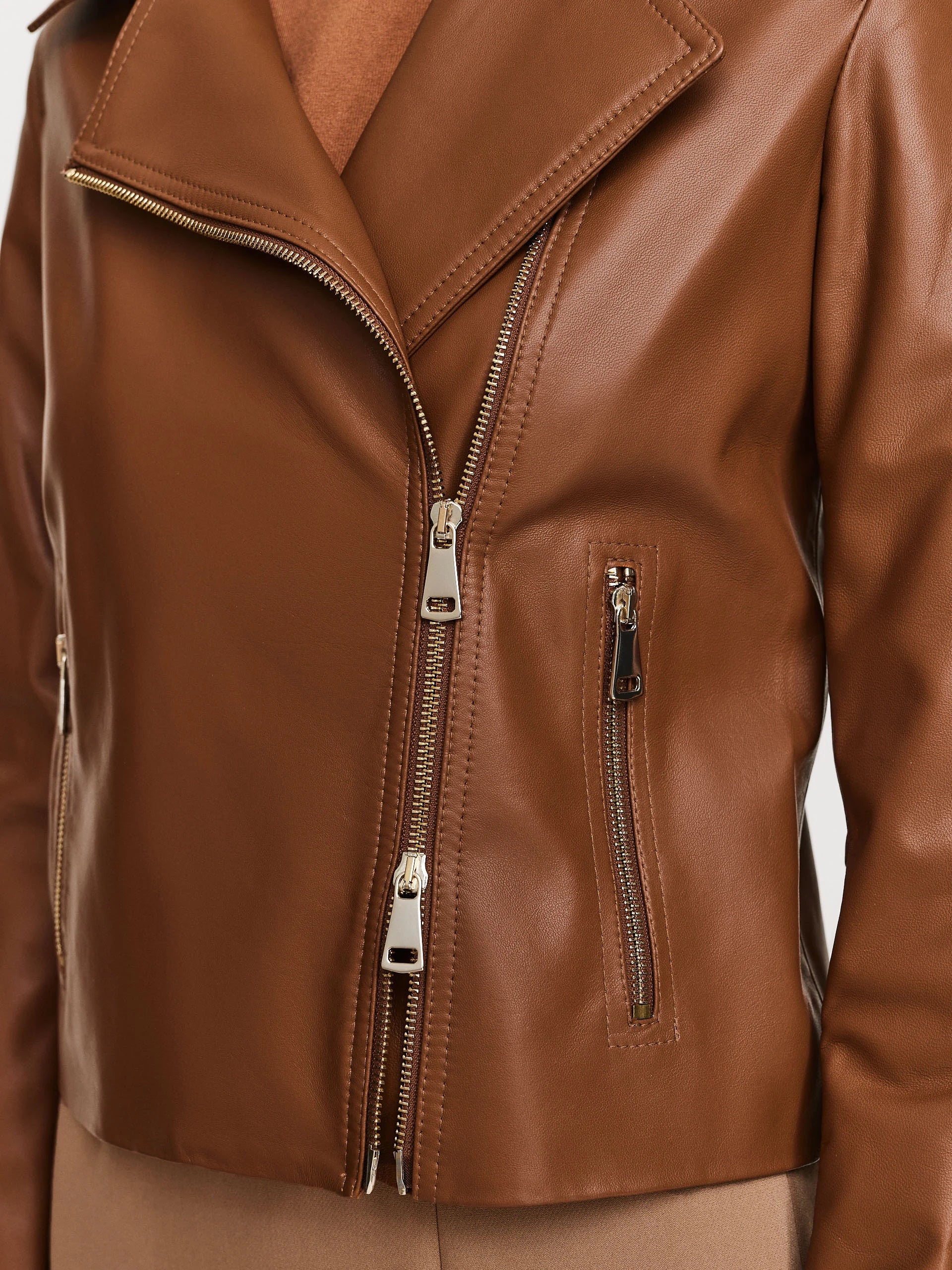 Elegance Caramel leather jacket